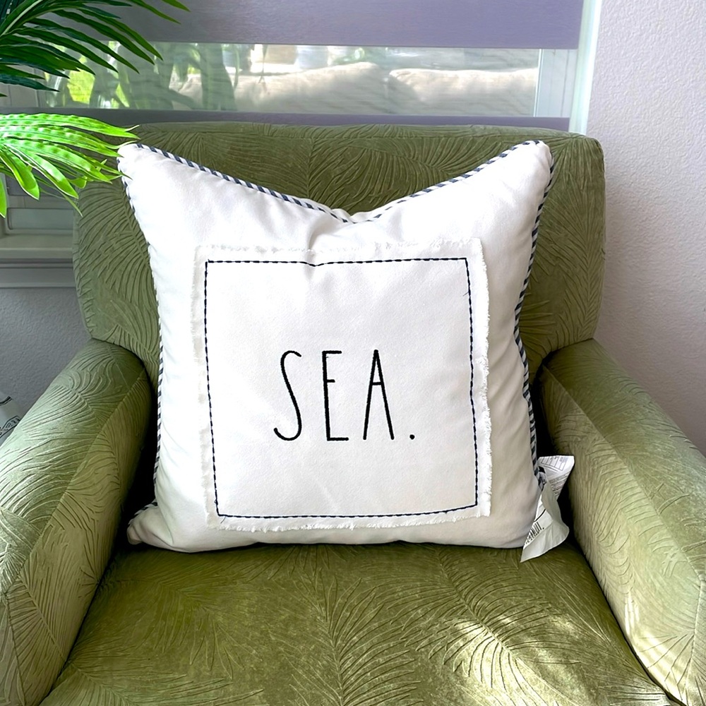 EUC RAE DUNN “Sea.” Decor / Throw Pillow, Size 20”x20”